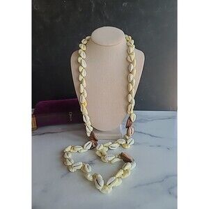 Vintage Beaded Shell Necklace